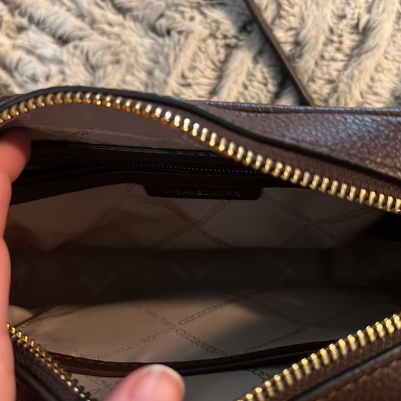 Michael Kors studded Crossbody bag new without tags - Picture 6 of 7